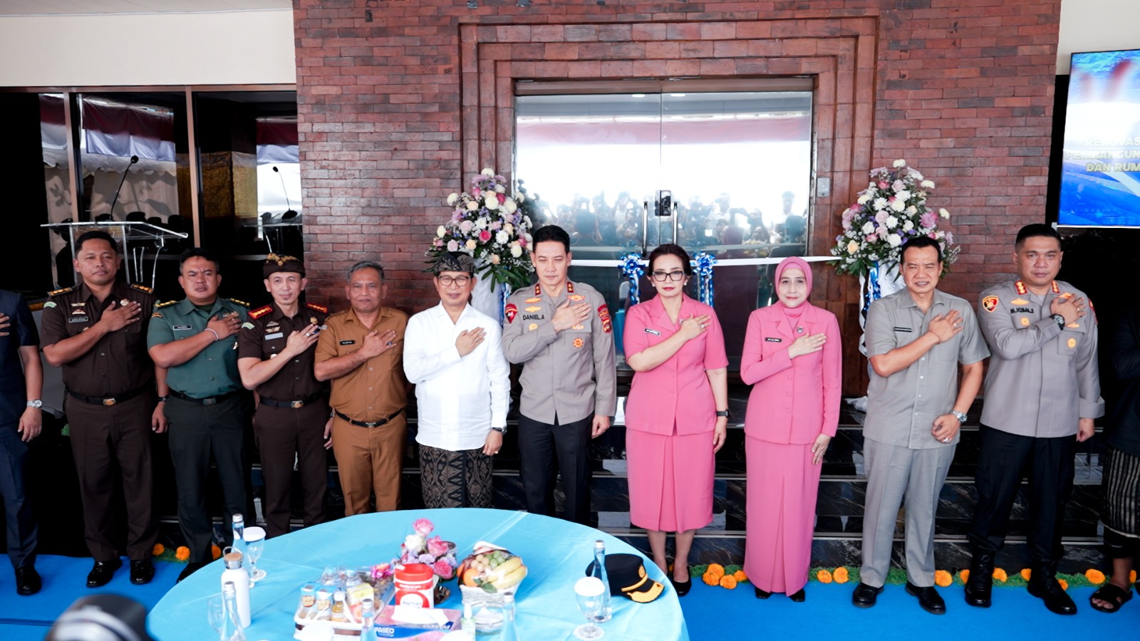 Adi Arnawa Hadiri Peresmian Gedung Polrestabes Denpasar